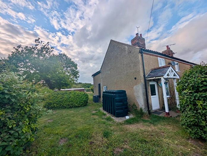 3 Bedroom Semi Detached House To Rent In Old Post Office Lane, Sutton, Woodbridge, IP12