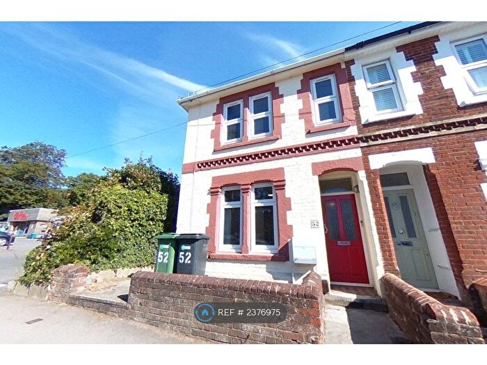 5 Bedroom Semi-Detached House To Rent In Romsey Road, Winchester, SO22