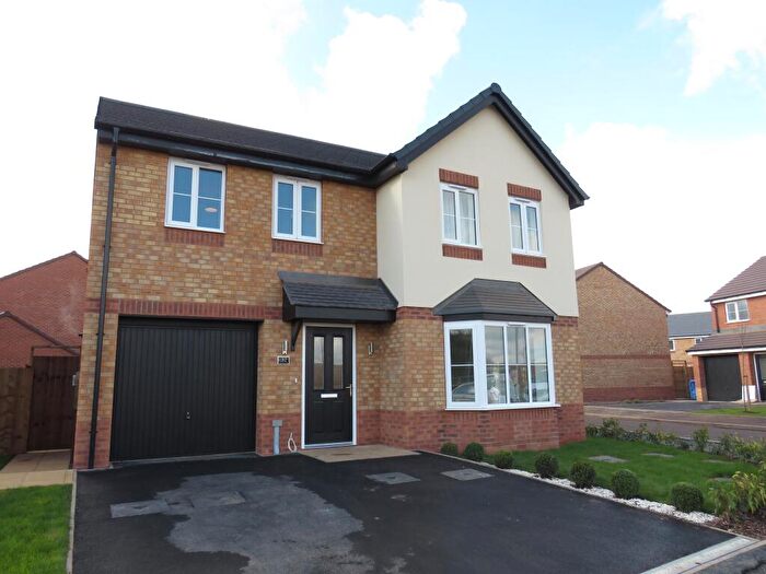 4 Bedroom House To Rent In Harrow Place, Stafford, ST16