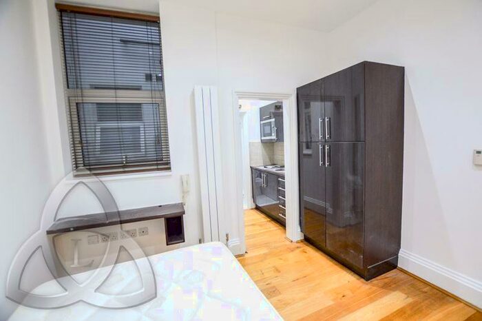 Studio To Rent In Inglewood Mansions - West End Lane, West Hampstead, NW6