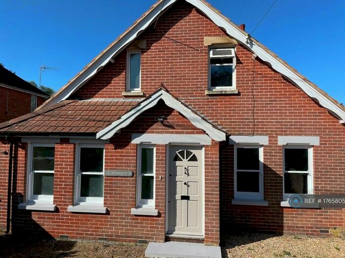 3 Bedroom Detached House To Rent In Southampton Road, Whaddon, Salisbury, SP5