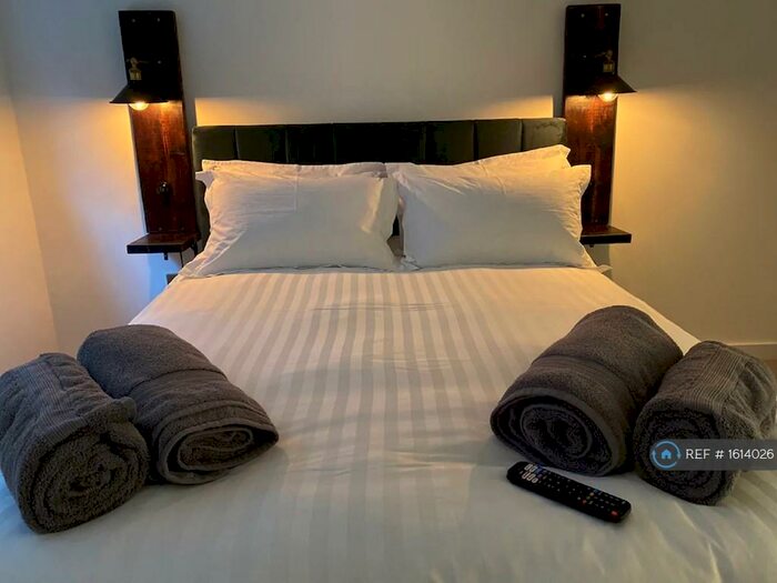 2 Bedroom Flat To Rent In Mill Street, Liverpool, L8