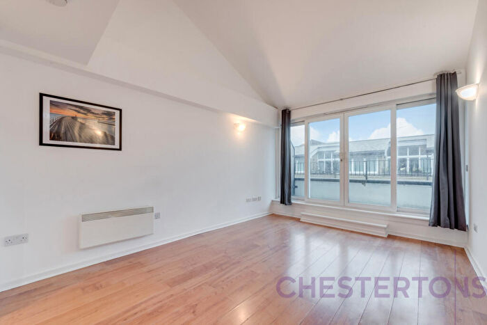 2 Bedroom Flat To Rent In The Grainstore, Western Gateway, E16