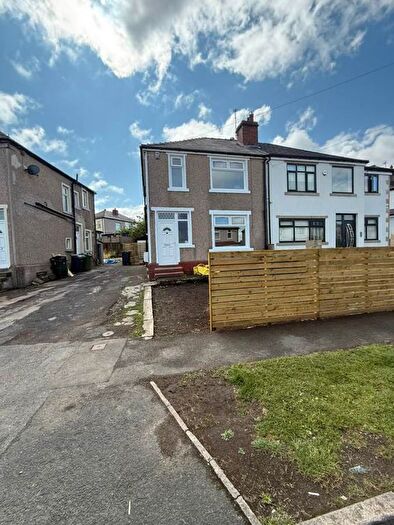 3 Bedroom Semi-Detached House To Rent In Bolton Drive, Bradford, West Yorkshire, BD2