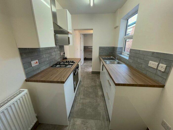 2 Bedroom House To Rent In Gaul Street, Leicester, LE3