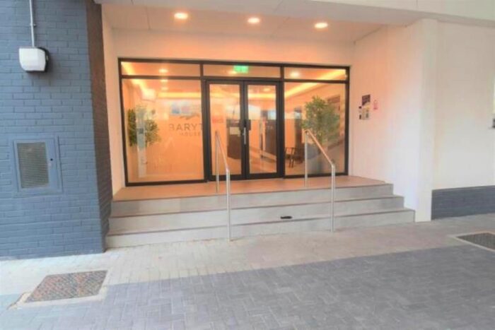 1 Bedroom Flat To Rent In Baryta House, 29 Victoria Avenue, Southend On Sea, Essex SS2