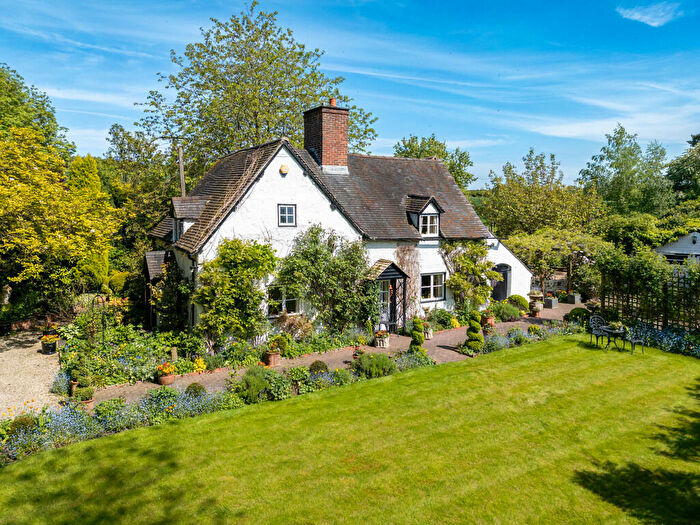 4 Bedroom Cottage For Sale In Town Hill, Yoxall, DE13