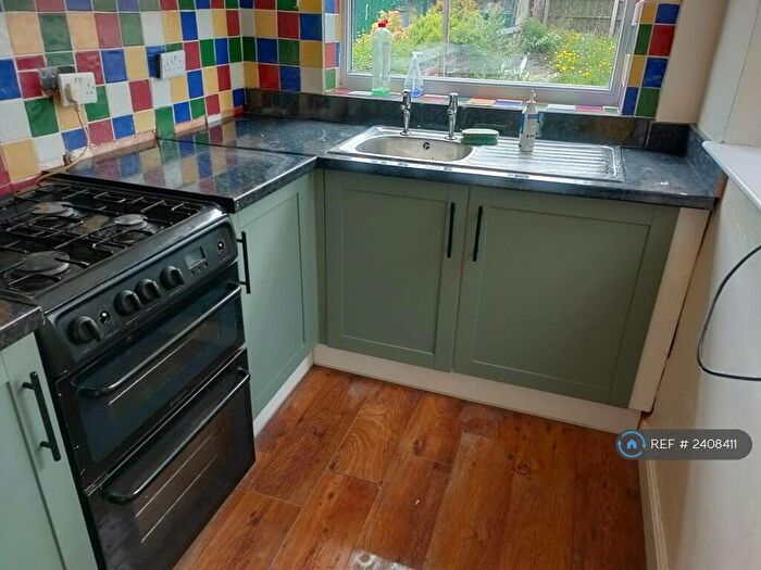 2 Bedroom End Of Terrace House To Rent In St. Johns Road, Doncaster, DN4