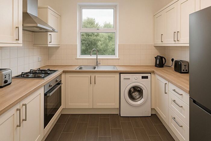 5 Bedroom Flat To Rent In Foxhall Road, Nottingham, Nottinghamshire, NG7