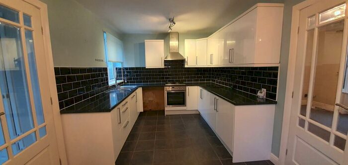 2 Bedroom Semi-Detached House To Rent In Woodland Drive, Mansfield, NG18