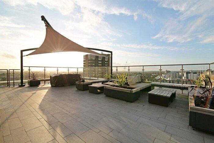 1 Bedroom Apartment To Rent In Green Dragon House, High Street, CR0