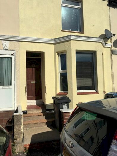 2 Bedroom Terraced House To Rent In Douglas Road, Dover, CT17
