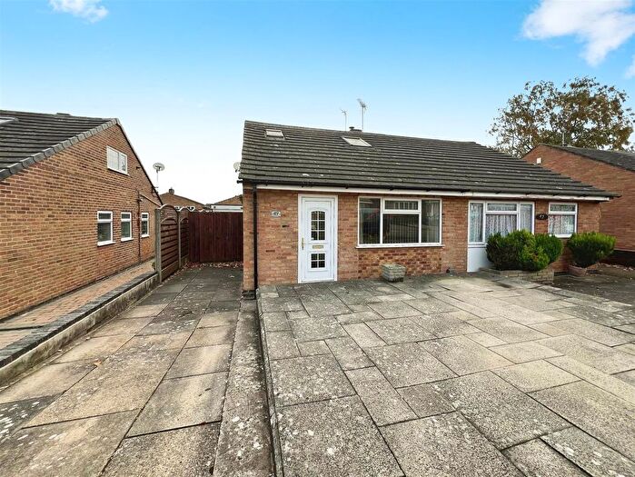 3 Bedroom Semi Detached Bungalow For Sale In Reed Pool Close, Countesthorpe, Leicester, LE8
