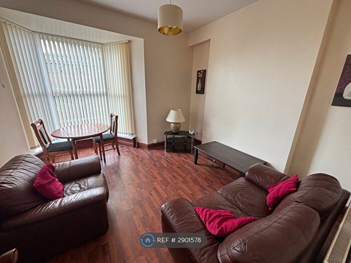 1 Bedroom Flat To Rent In Gore Terrace, Swansea, SA1