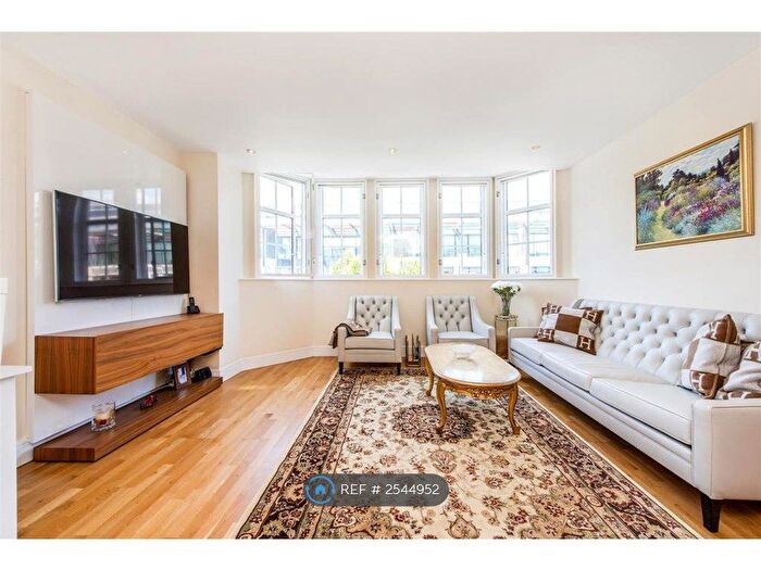 2 Bedroom Flat To Rent In Romney House, London, SW1P