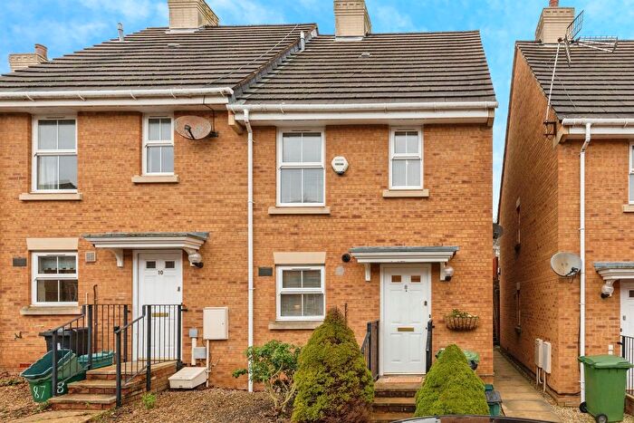 3 Bedroom End Terrace House For Sale In Trellick Walk, Stapleton, Bristol, BS16