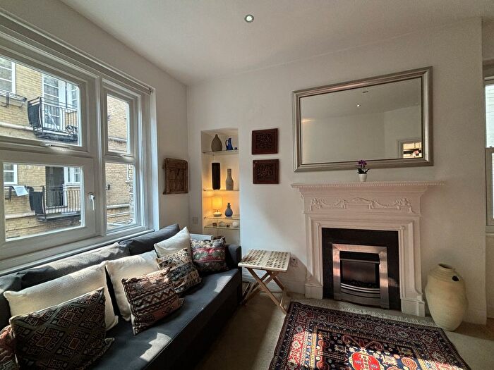 1 Bedroom Flat To Rent In Hanson Street, London ., W1W