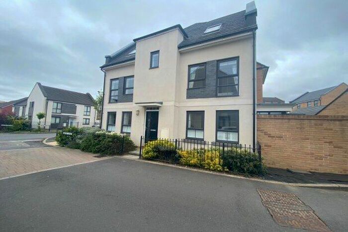 4 Bedroom Property To Rent In Wood Leaze, Bristol, BS34