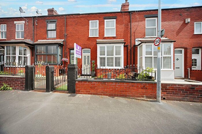 4 Bedroom Terraced House For Sale In Hodges Street, Wigan, WN6