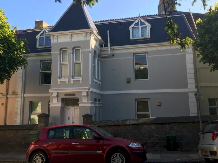 2 Bedroom Flat To Rent In College Avenue, Mannamead, Plymouth, PL4