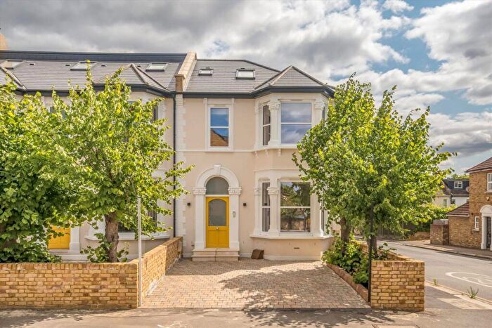 5 Bedroom End Of Terrace House To Rent In Broadfield Road, London, SE6