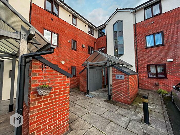 2 Bedroom Flat For Sale In Dean Court, Bolton, Greater Manchester, BL1