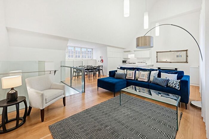 2 Bedroom Flat To Rent In Swallow Street, London, W1B