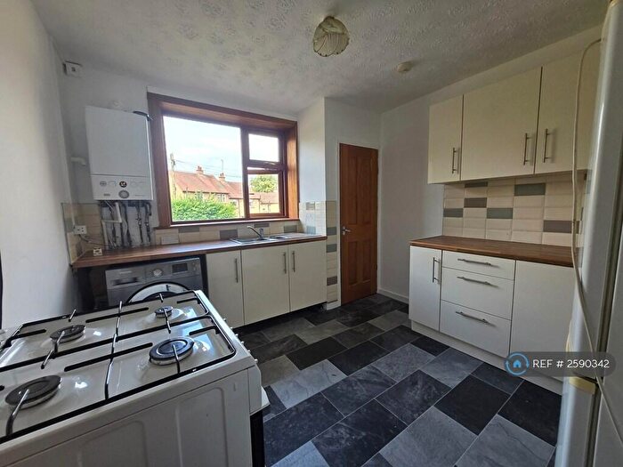 2 Bedroom Flat To Rent In Gilchrist Drive, Falkirk, FK1