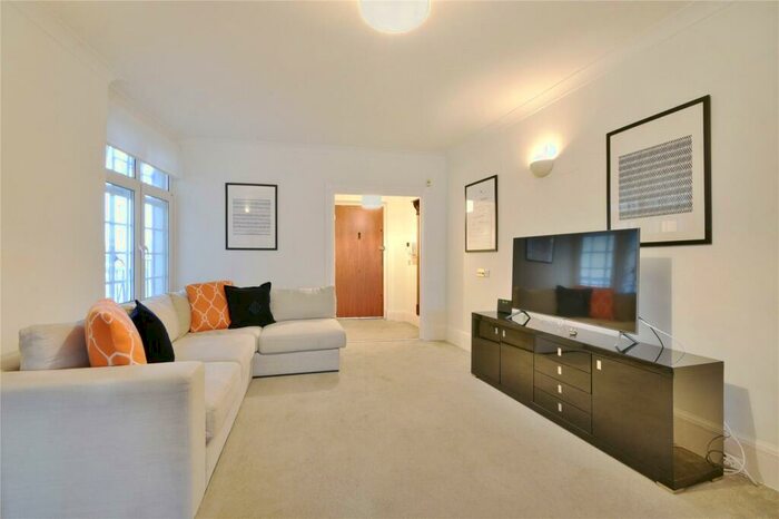 5 Bedroom Flat To Rent In Park Road, St John's Wood, NW8