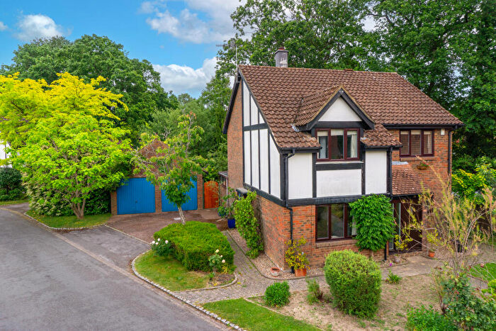 4 Bedroom Detached House To Rent In The Fieldings, Langshott, Horley, Surrey, RH6