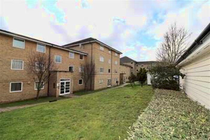 2 Bedroom Flat To Rent In Kingfisher Heights, Grays, RM17