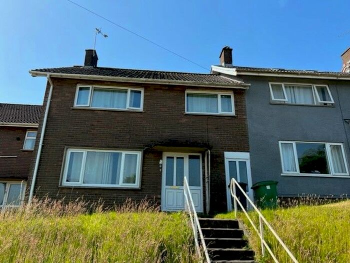 3 Bedroom Property To Rent In Pentrebane Road, Fairwater, Cardiff, CF5