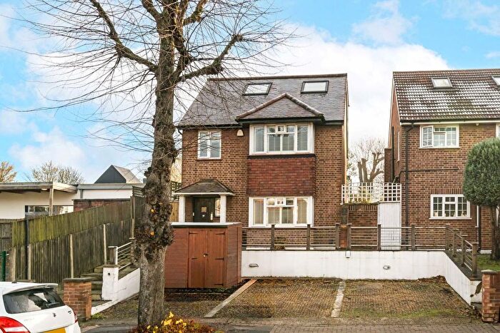 5 Bedroom Property To Rent In Barry Road, East Dulwich, SE22