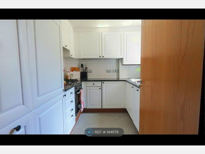 1 Bedroom Flat To Rent In Saffron Hill, London, EC1N