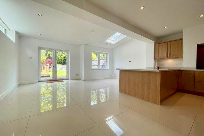 3 Bedroom Semi-Detached House To Rent In Hayes Wood Avenue, Bromley, BR2