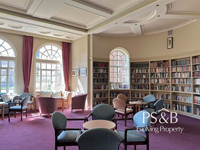 1 Bedroom Retirement Property To Rent In Harewood Court, Wilbury Road, Hove, BN3