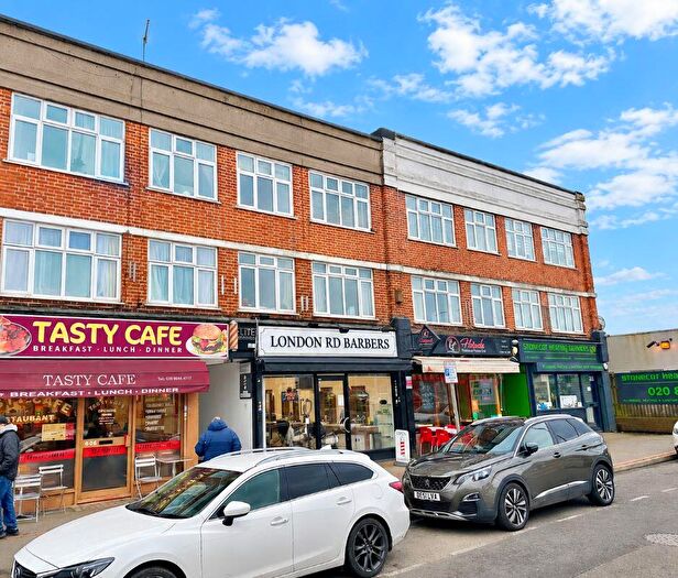 2 Bedroom Flat For Sale In (A) London Road, Cheam, Sutton, SM3