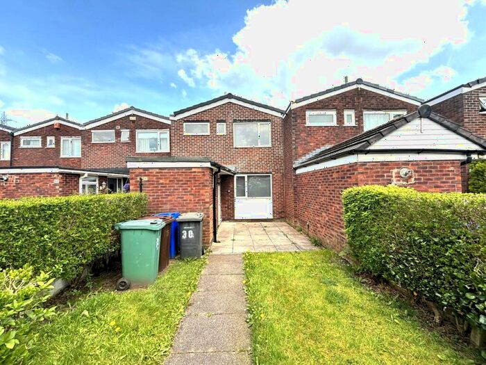 3 Bedroom Terraced House To Rent In Richmond Walk, Radcliffe, M26