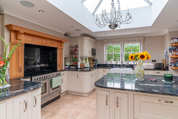 5 Bedroom Detached House For Sale In Riche Close, Felsted, CM6