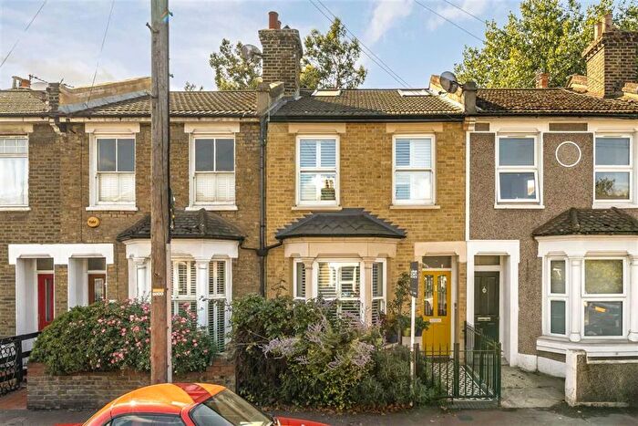 3 Bedroom Terraced House For Sale In Fearon Street, Greenwich, SE10