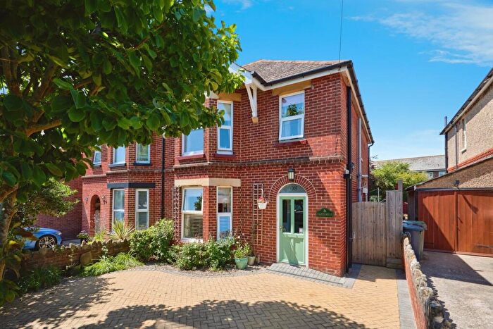 3 Bedroom Semi Detached House For Sale In High Park Road, Ryde, Isle Of Wight, PO33
