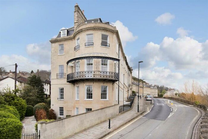 3 Bedroom Apartment To Rent In Camden Crescent, Bath, BA1
