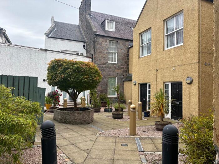 2 Bedroom Flat To Rent In Crimon Place, City Centre, Aberdeen, AB10