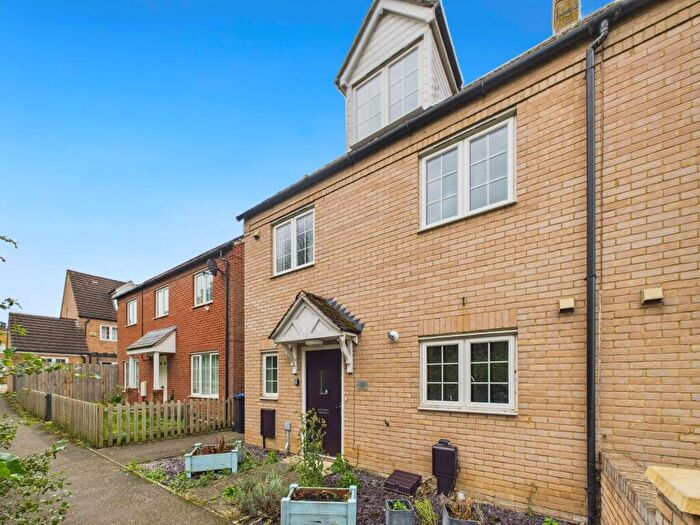 4 Bedroom Semi-Detached House For Sale In The Furrow, Littleport, CB6