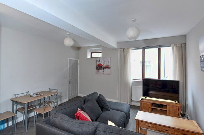 1 Bedroom Flat To Rent In Glenfall Street, Cheltenham, GL52