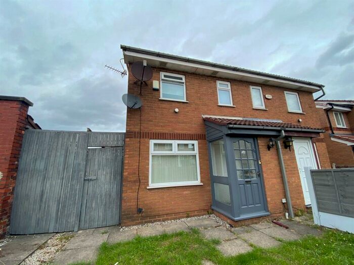2 Bedroom Semi-Detached House To Rent In Neenton Square, Gorton, Manchester, M12