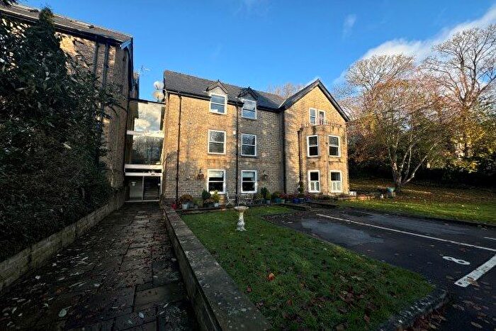 2 Bedroom Flat To Rent In Graham Road, Sheffield, S10