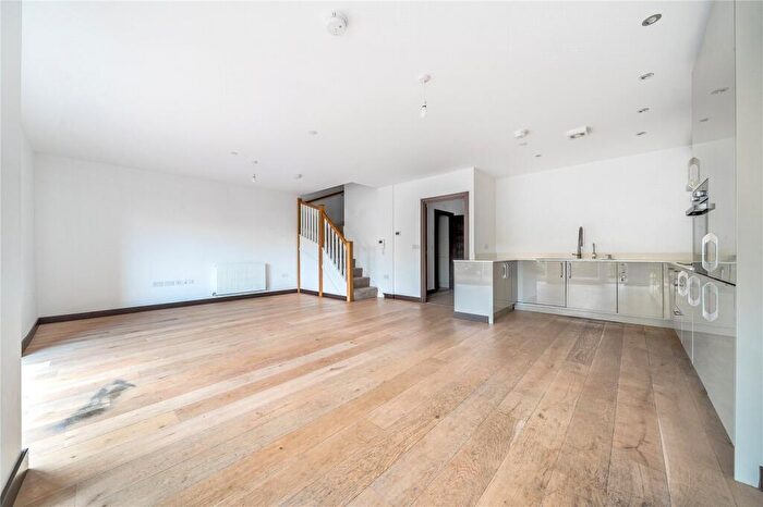 2 Bedroom Flat To Rent In Merlin Drive, Fletton Quays, Peterborough, PE2