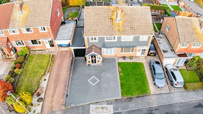 3 Bedroom Semi Detached House For Sale In Eagle View, Aston, Sheffield, S26