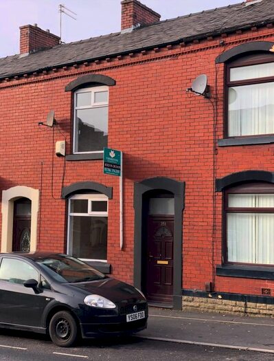 2 Bedroom Terraced House To Rent In Ripponden Road, Oldham, OL1